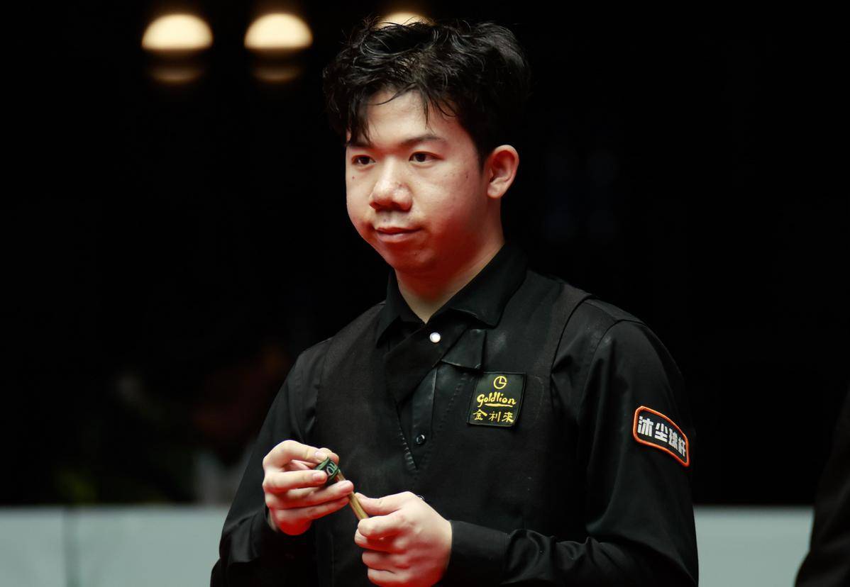 足球比赛的 足球比赛的